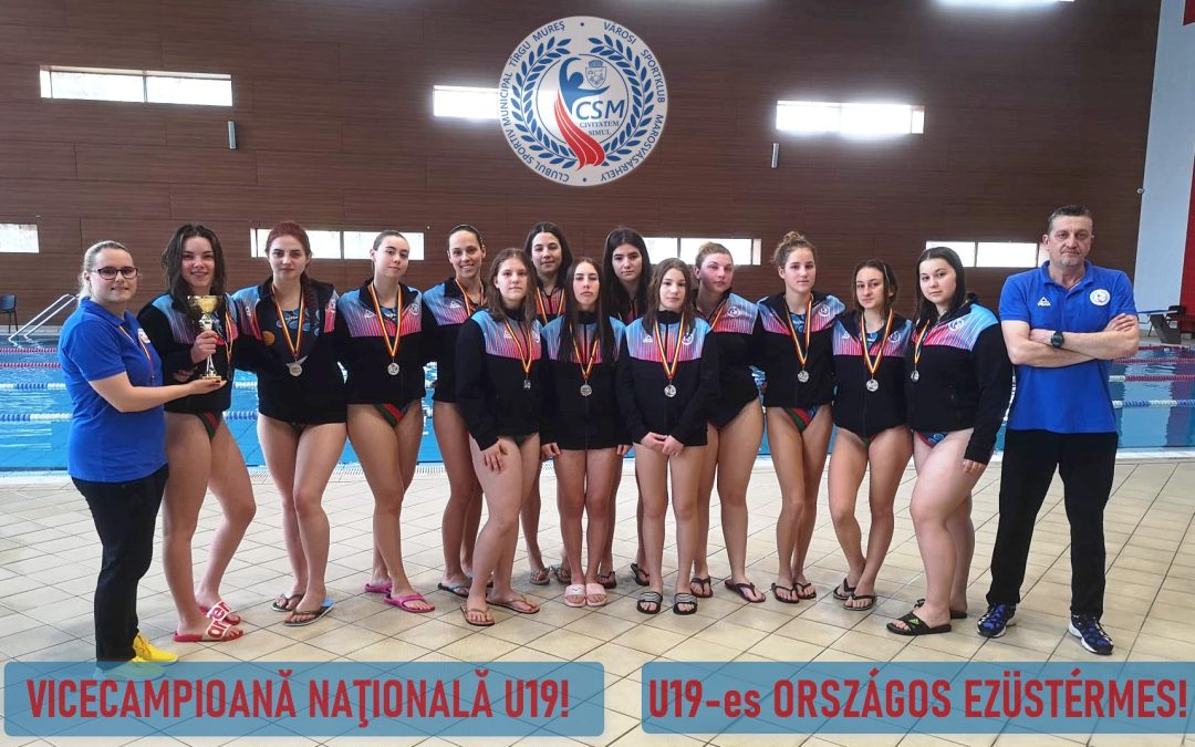VÍZILABDA: U19-es országos ezüstérmes női csapatunk díjazása!